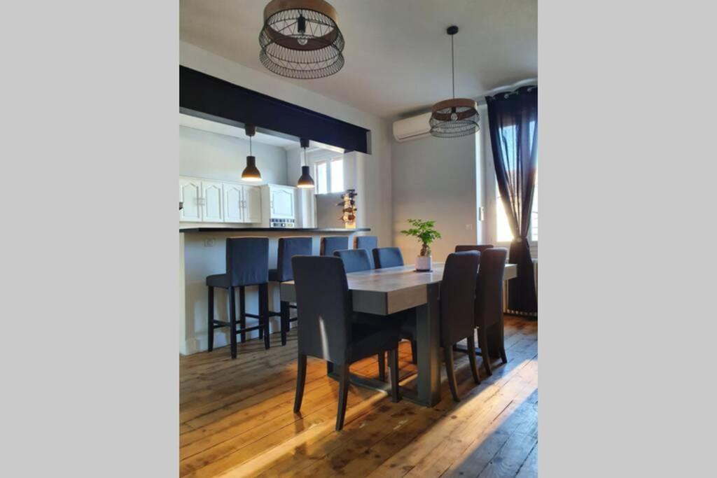 Blaye-Les-Mines Appartement Spacieux, Wifi ,Cafe A Volonte מראה חיצוני תמונה